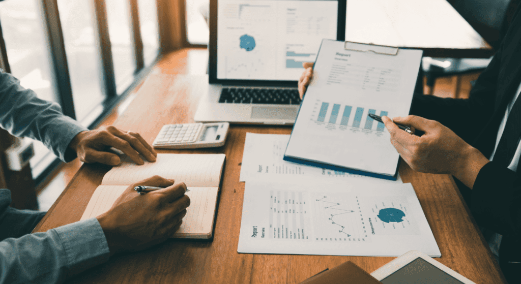 Automação de relatórios de viagens corporativas
